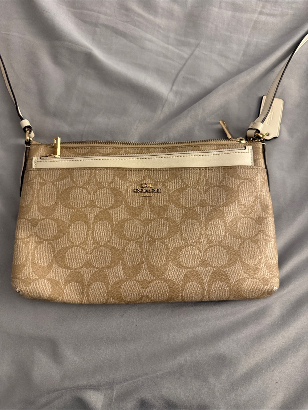Coach Tan Signature Crossbody with Cream Trim - Picture 2 of 7